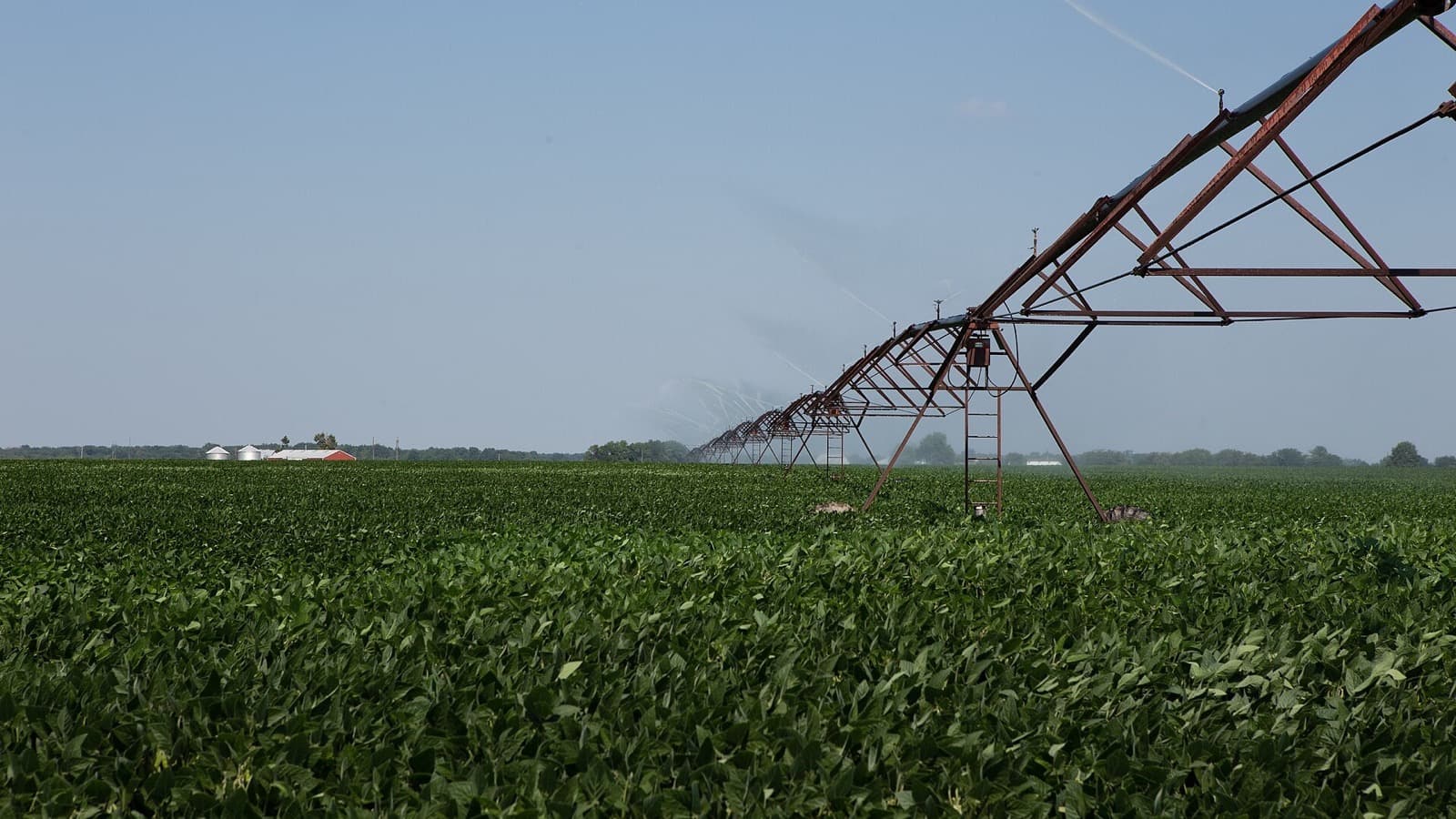 Battery Power for Farm Irrigation Pumps: Sizing kW, kWh, and Motor Starts